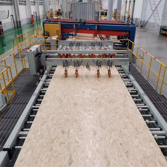 Panneau à copeaux orienté OSB2 de qualité Hc utilisé pour l'emballage de meubles de décoration/OSB2 /OSB3